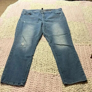 Gap skinny distressed light wash jeans